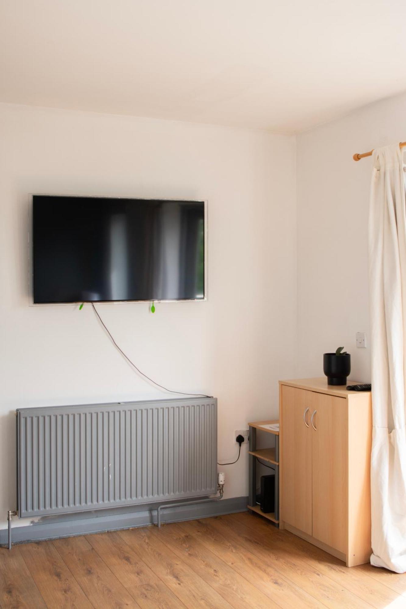 Well-Equipped 4 Bedroom House Close To City Centre Leeds  Eksteriør billede