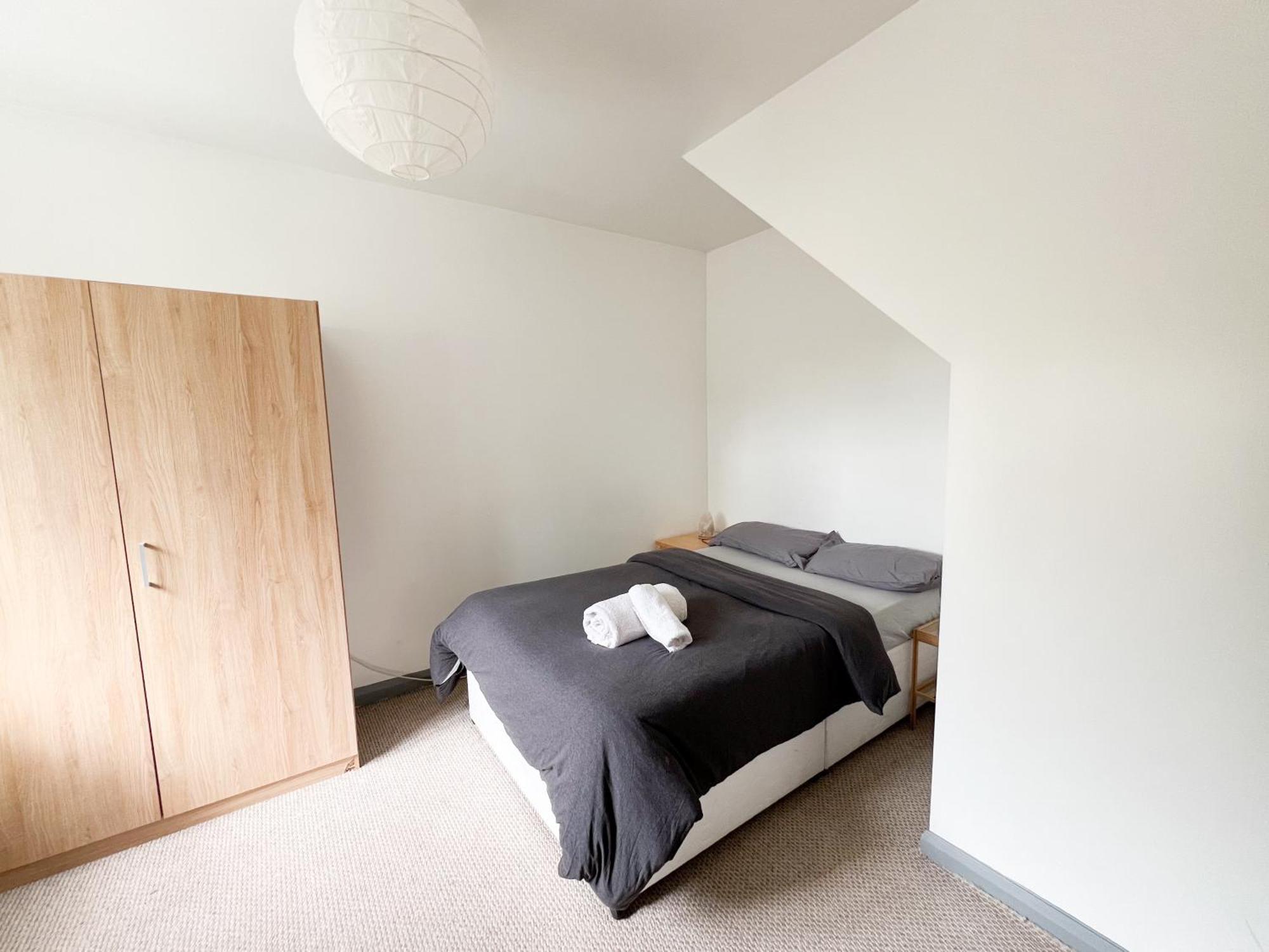 Well-Equipped 4 Bedroom House Close To City Centre Leeds  Eksteriør billede