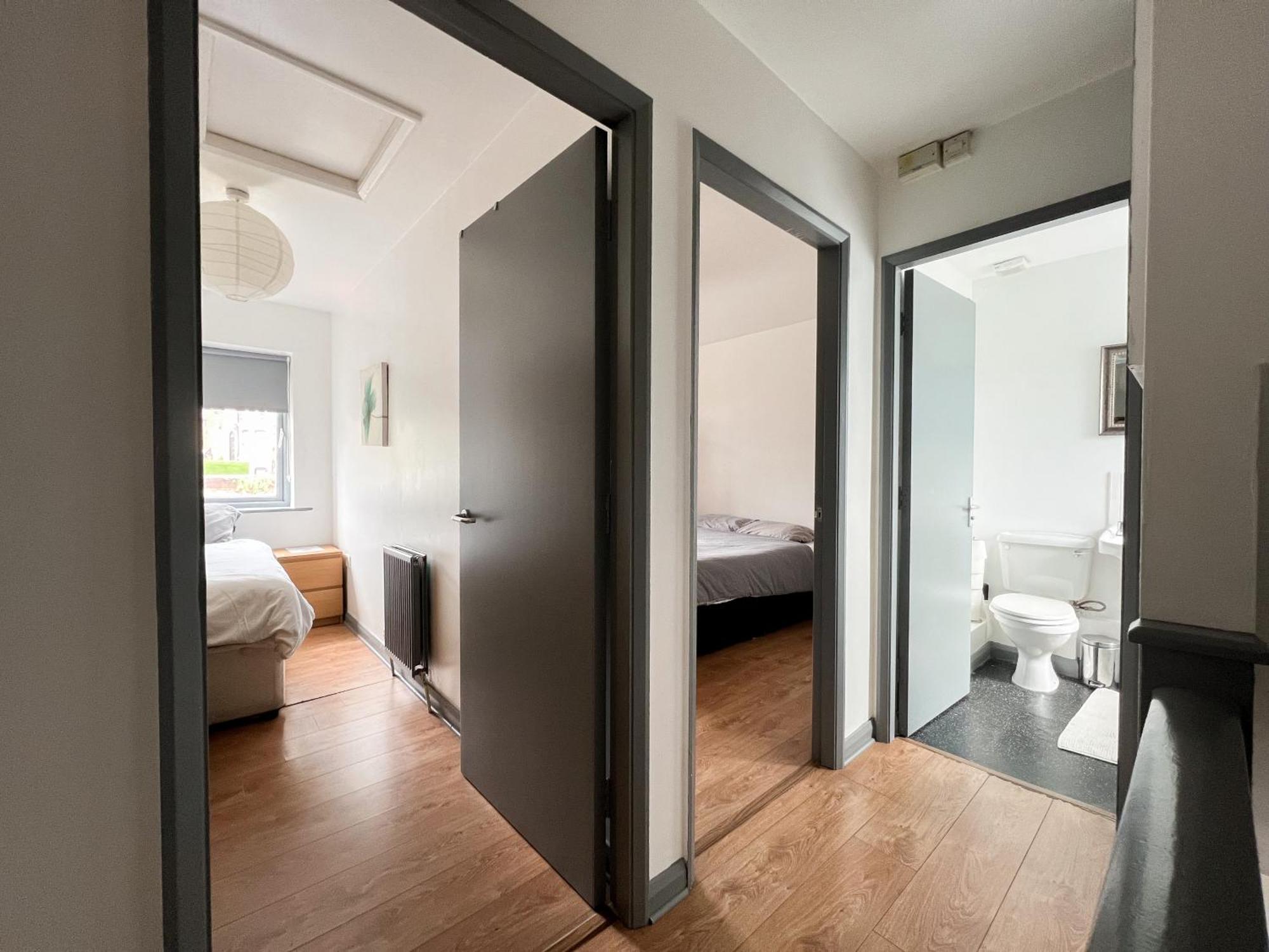 Well-Equipped 4 Bedroom House Close To City Centre Leeds  Eksteriør billede